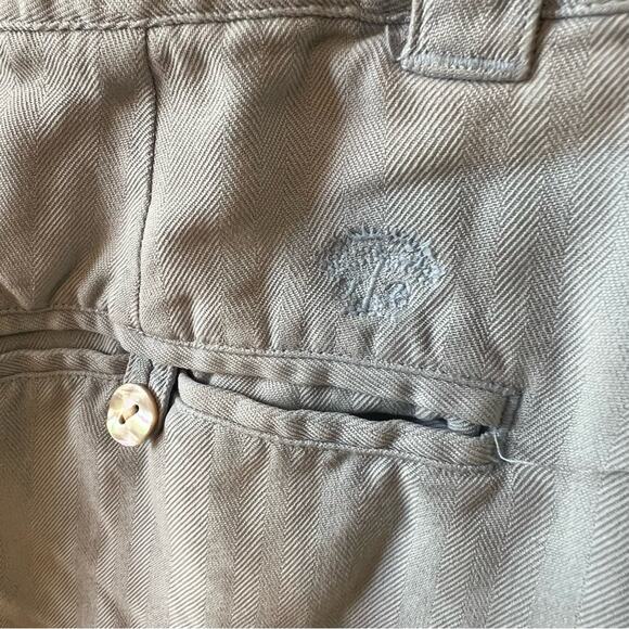 Tommy Bahama 100% silk size 8 shorts - Picture 9 of 9